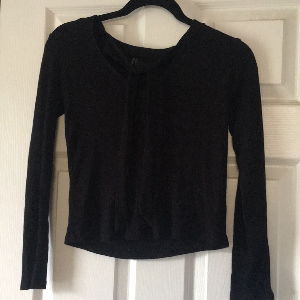 Tie neck top